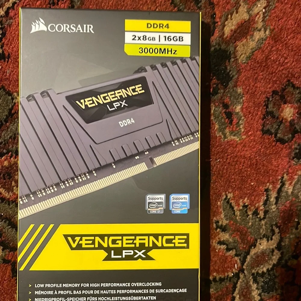 CORSAIR Vengeance LPX 16GB (2 x 8GB) DDR4 3000 (PC4 24000) Intel XMP 2.0 Memory